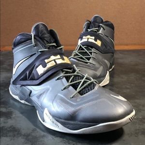 US Men’s 13 - Nike Zoom Lebron James Soldier 7